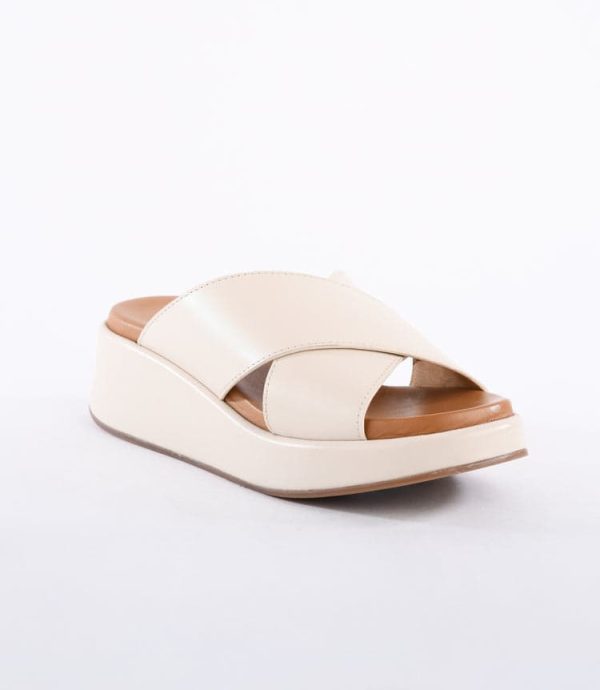 Key Largo Slip On Platform Sandals - Image 2